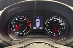 valkoinen Audi A3 2018 kuva 15.