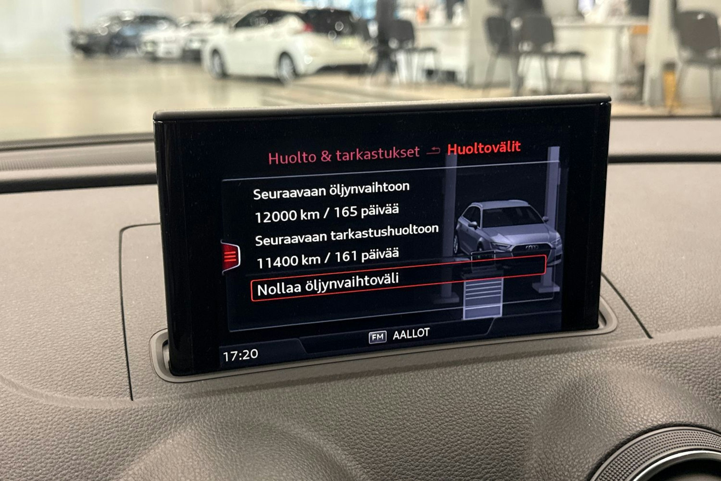 valkoinen Audi A3 2018 kuva 19.