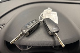 valkoinen Audi A3 2018 kuva 25.