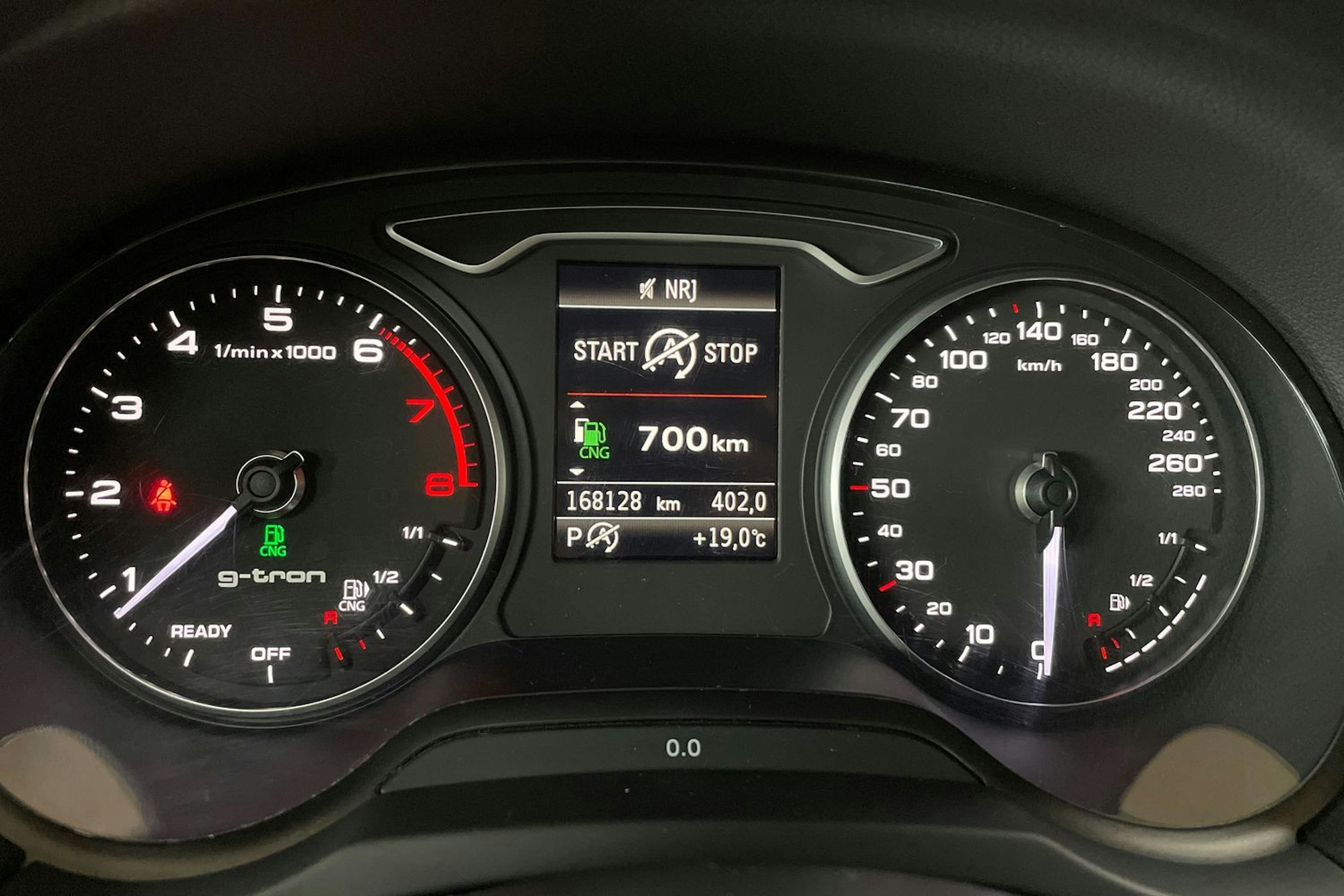Harmaa Audi A3 2018 kuva 14.