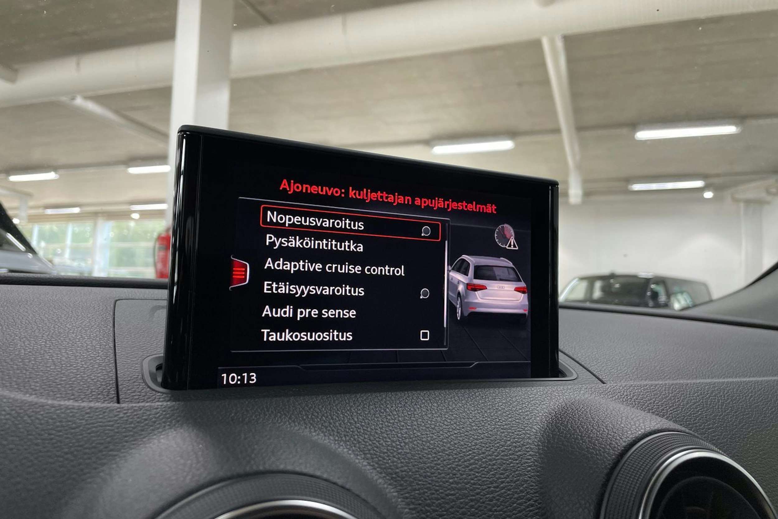 Harmaa Audi A3 2018 kuva 23.