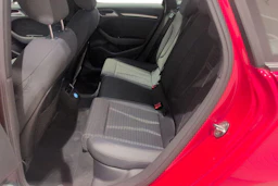 punainen Audi A3 2018 kuva 11.