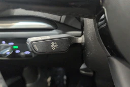 punainen Audi A3 2018 kuva 19.