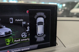 punainen Audi A3 2018 kuva 21.