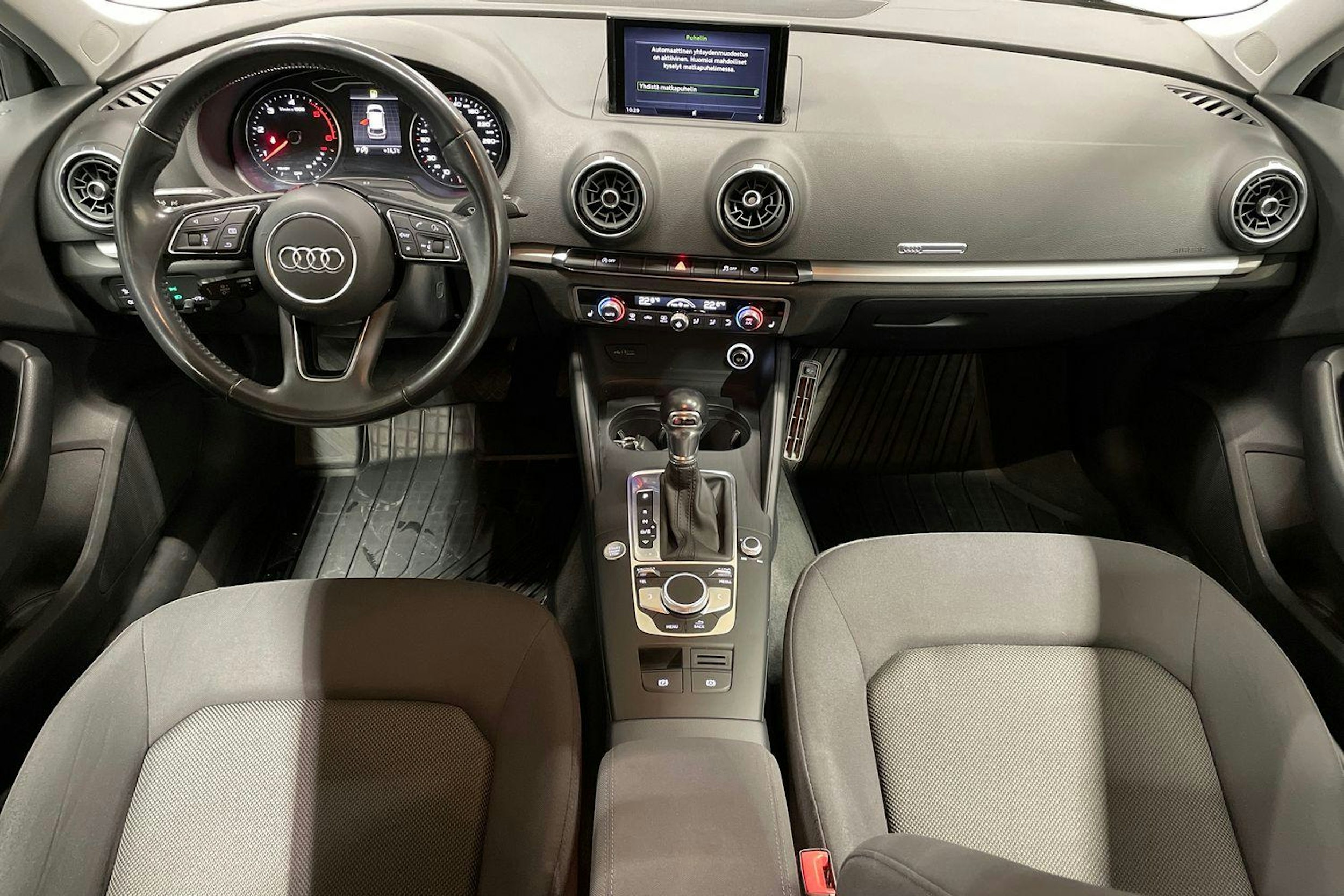 musta Audi A3 2018 kuva 9.