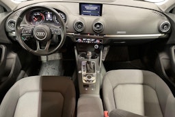 musta Audi A3 2018 kuva 9.
