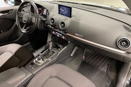 musta Audi A3 2018 kuva 27.