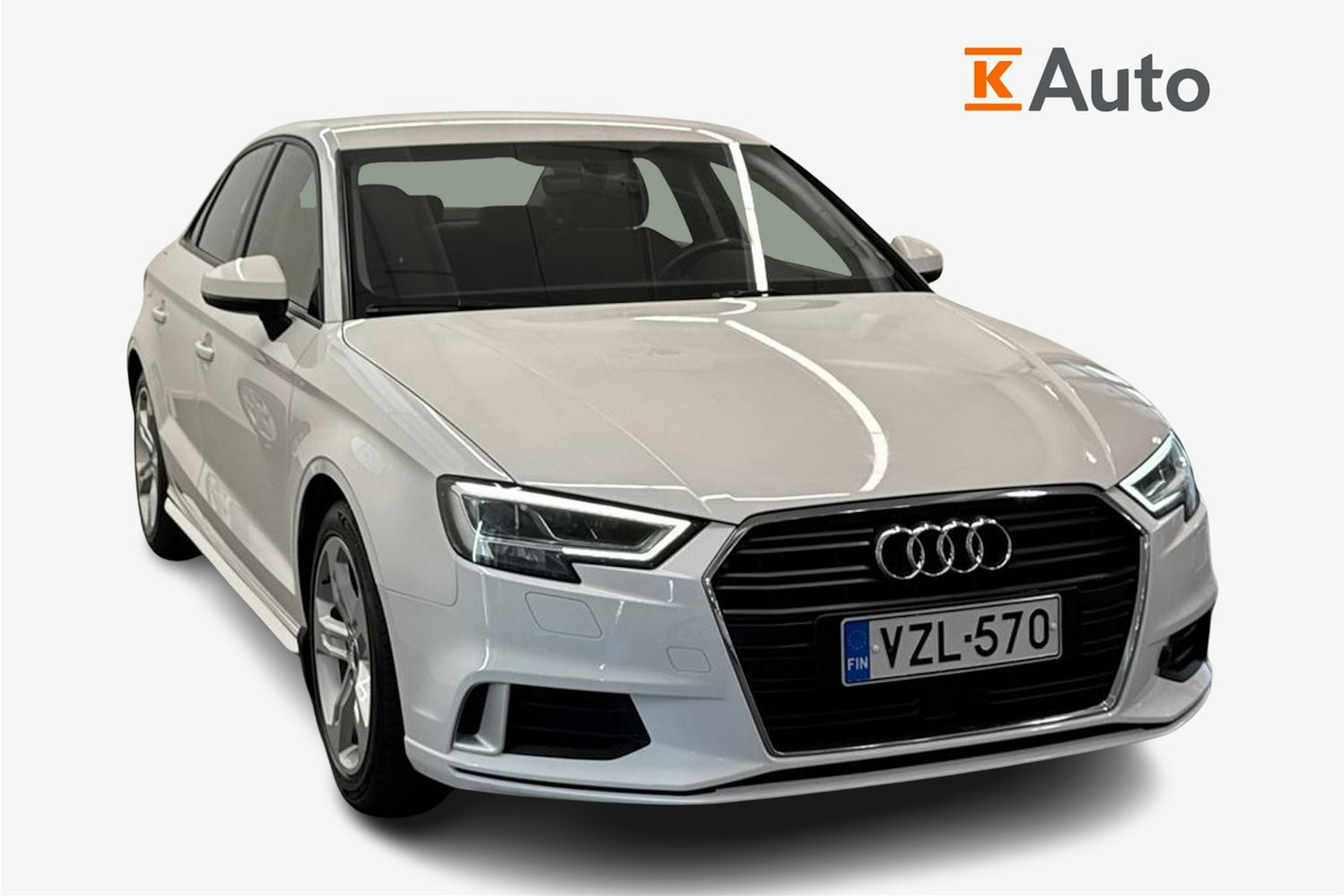 Valkoinen Audi A3 2018 kuva 1.