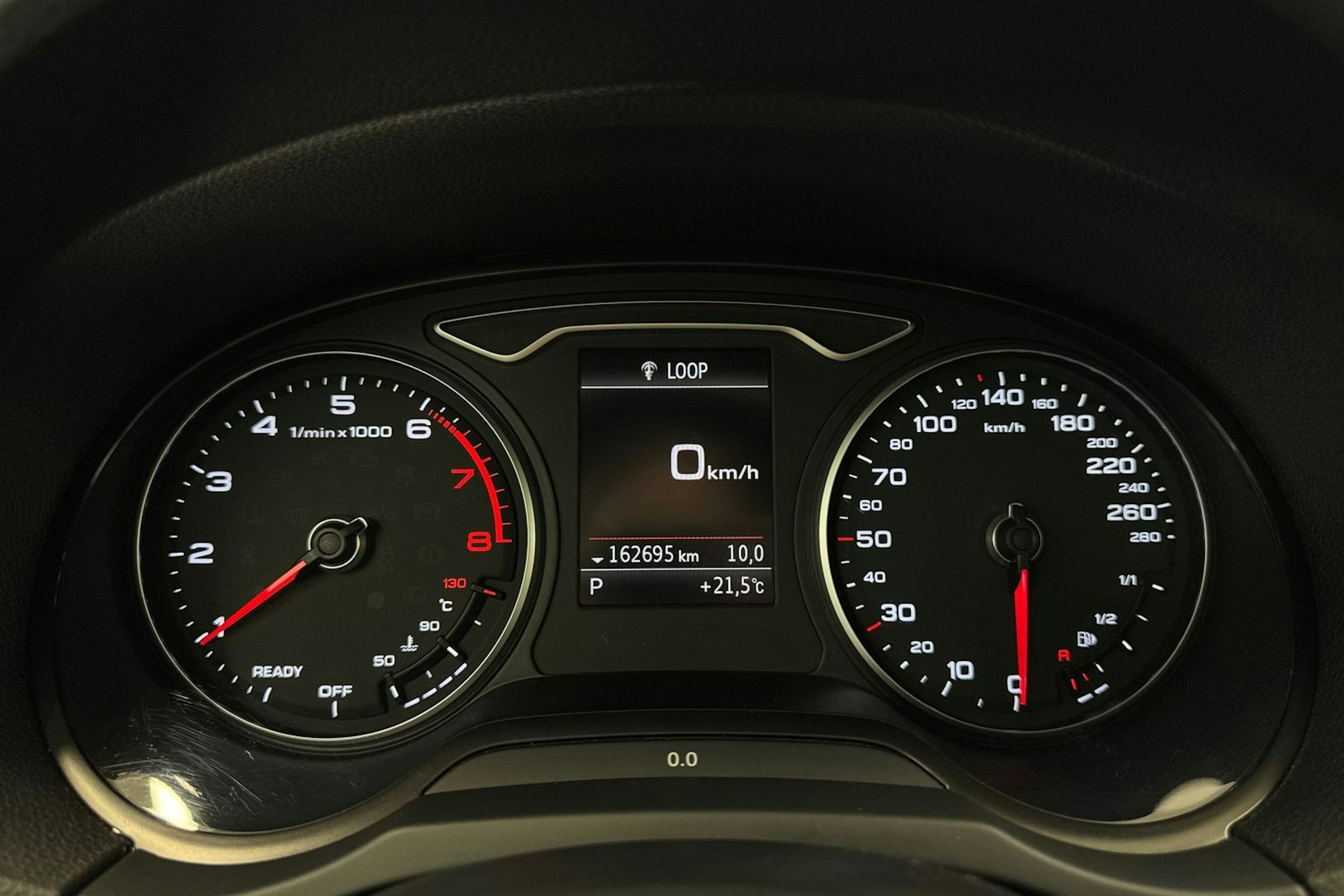 Valkoinen Audi A3 2018 kuva 14.