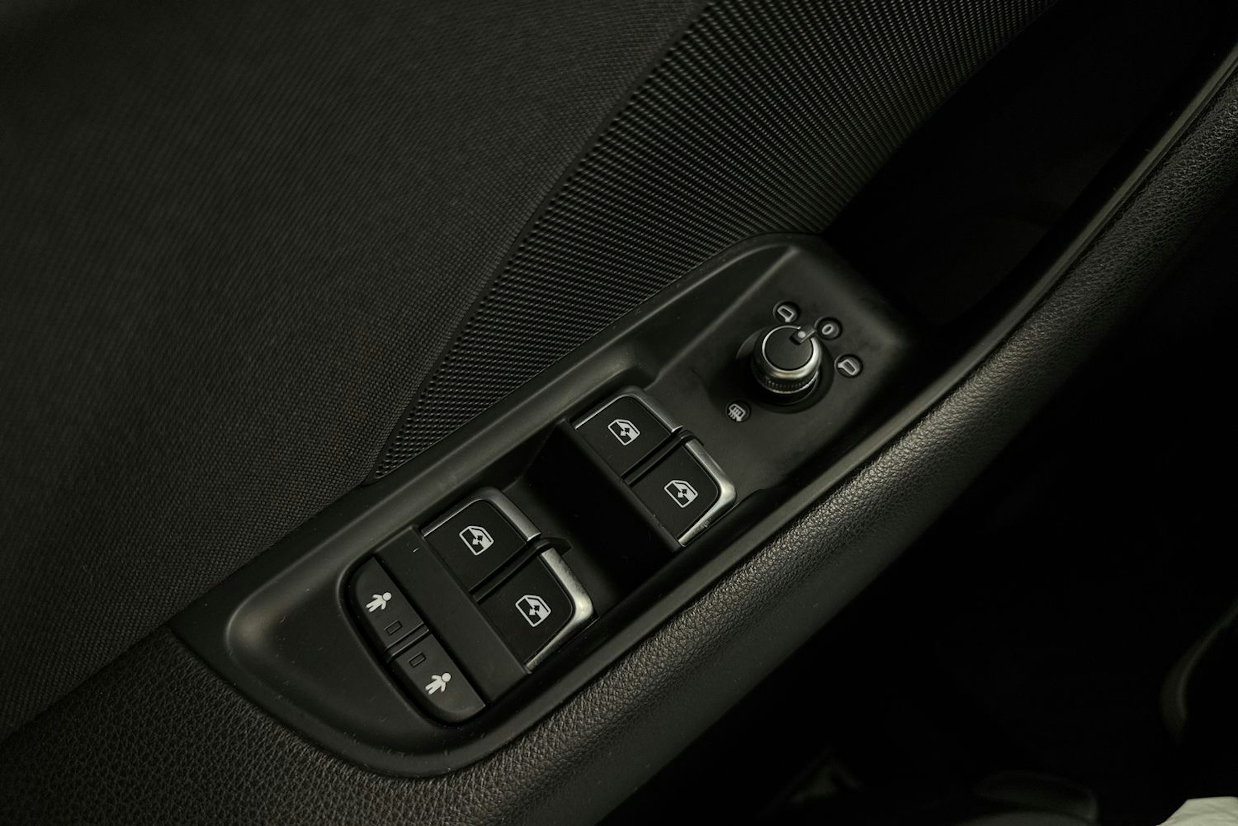 Valkoinen Audi A3 2018 kuva 18.