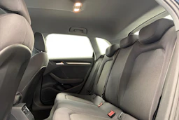 harmaa Audi A3 2018 kuva 11.