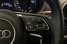 harmaa Audi A3 2018 kuva 19.