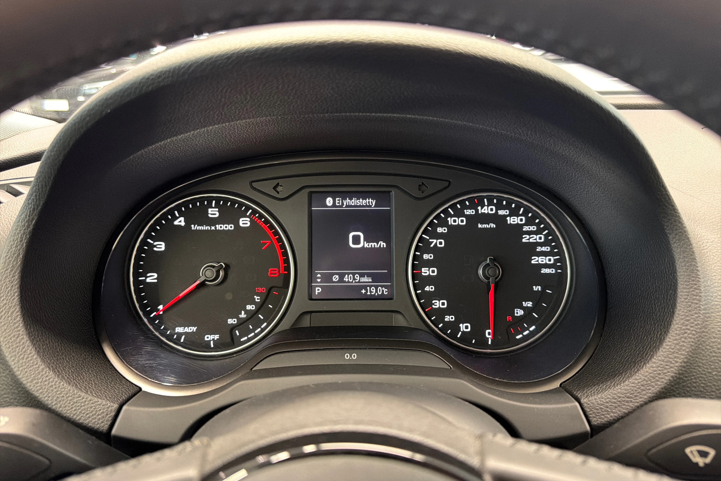 harmaa Audi A3 2018 kuva 20.