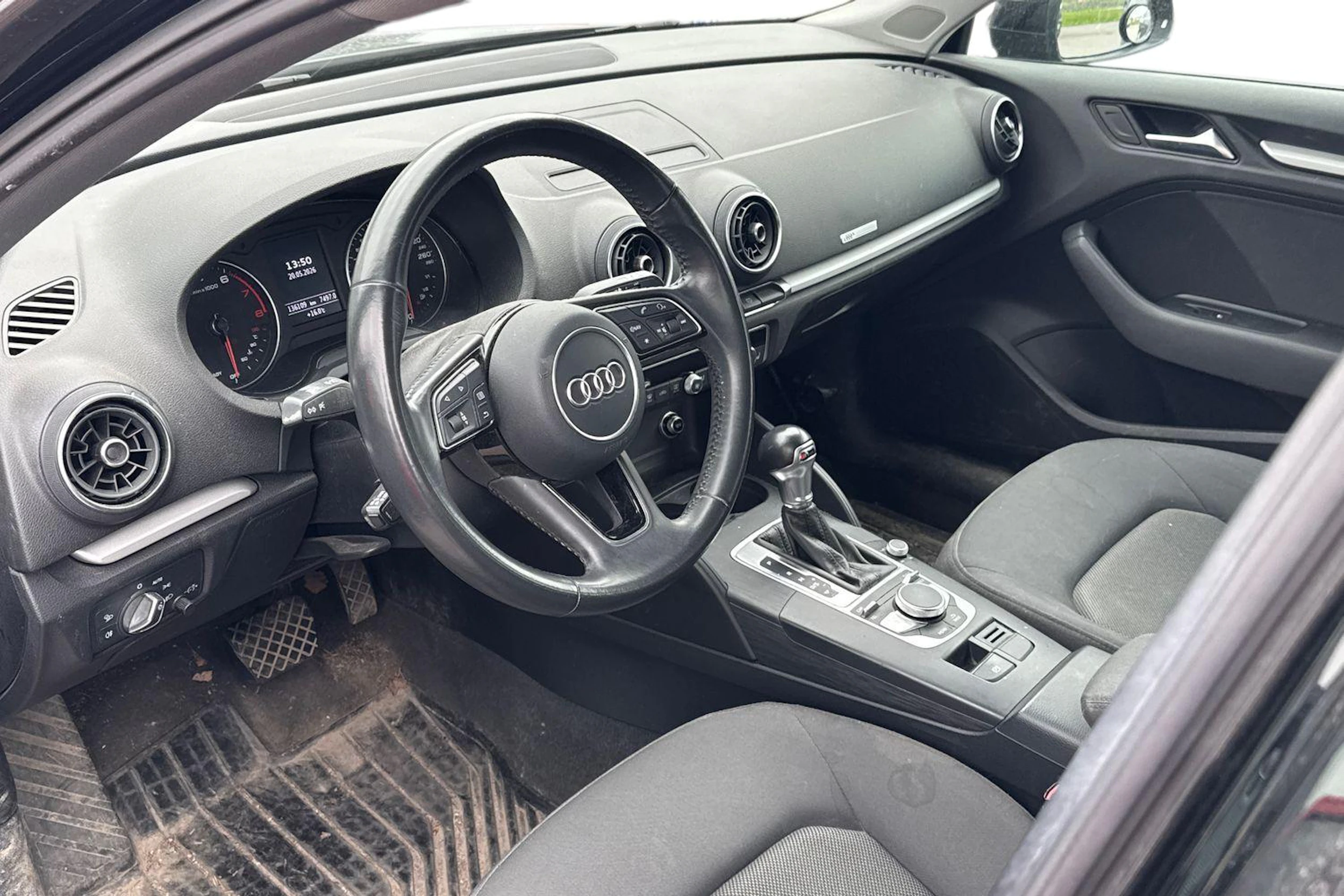 Musta Audi A3 2018 kuva 3.