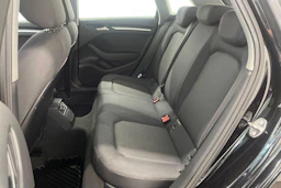 Musta Audi A3 2018 kuva 11.