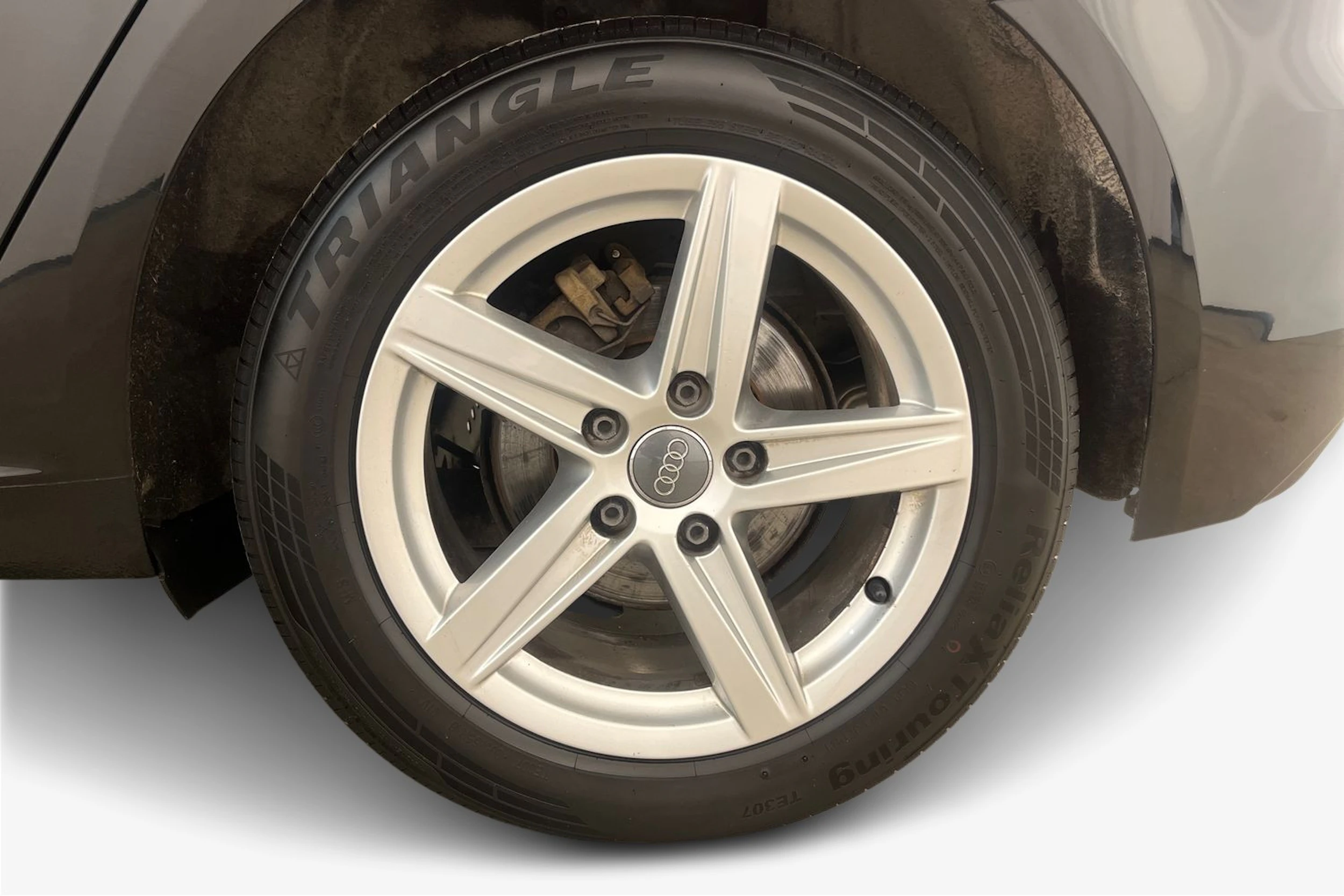 Musta Audi A3 2018 kuva 12.