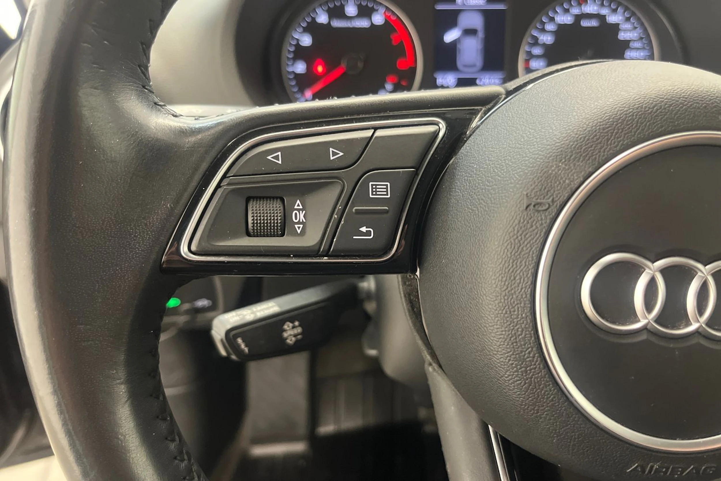 Musta Audi A3 2018 kuva 18.