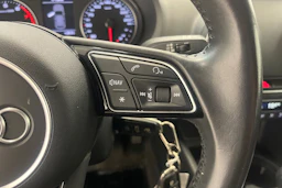 Musta Audi A3 2018 kuva 19.