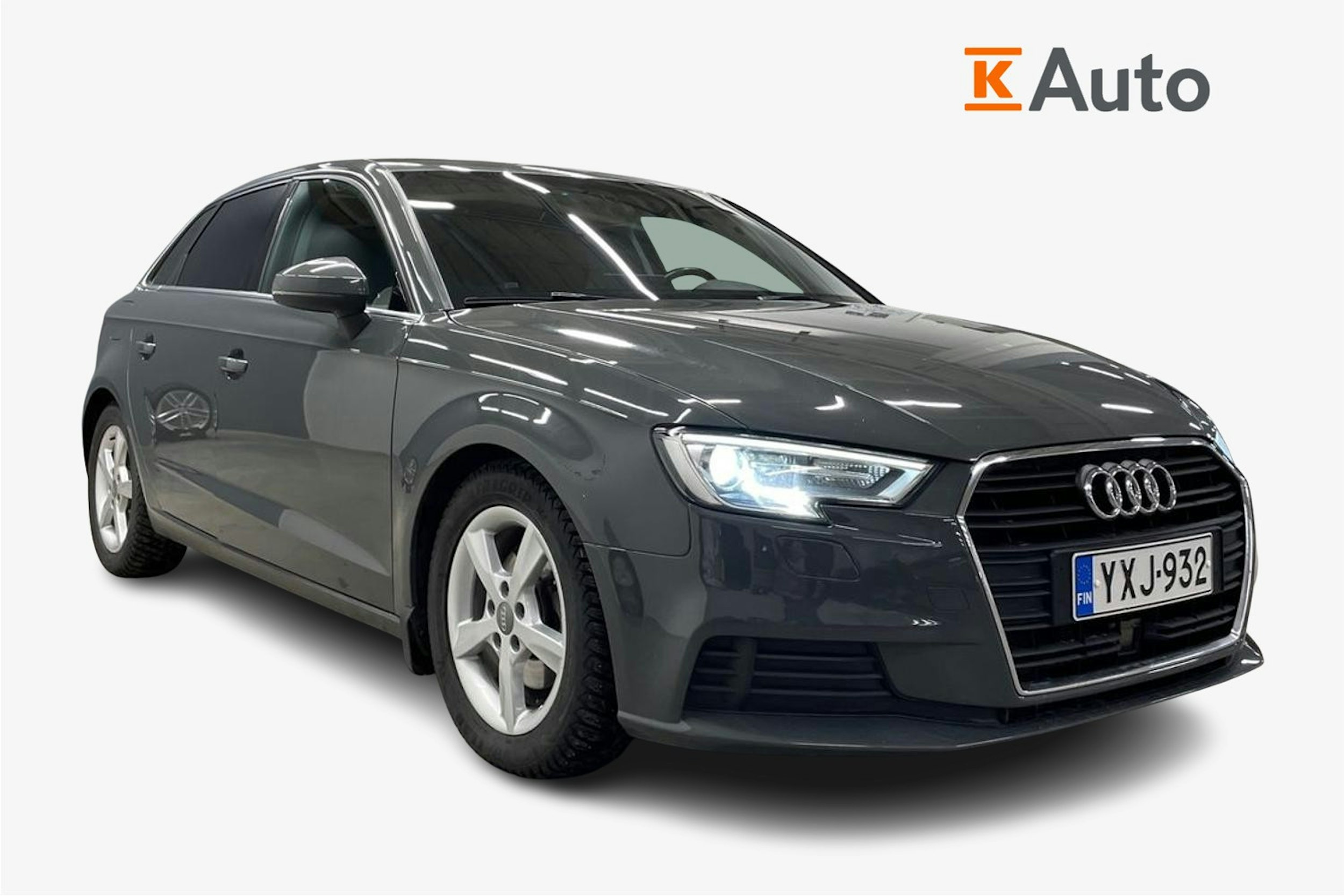 harmaa Audi A3 2018 kuva 1.