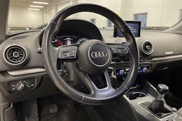 harmaa Audi A3 2018 kuva 23.