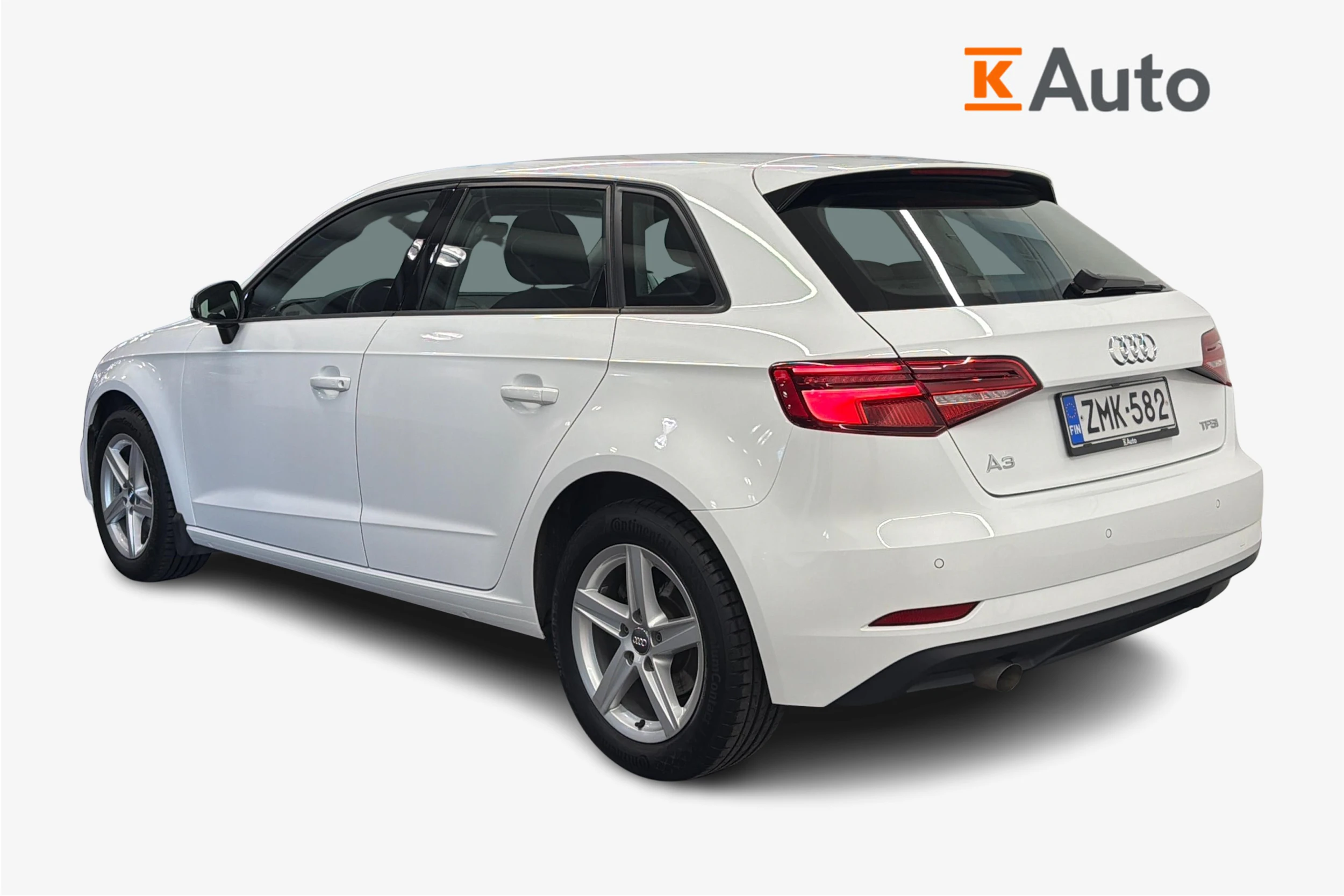 valkoinen Audi A3 2018 kuva 2.