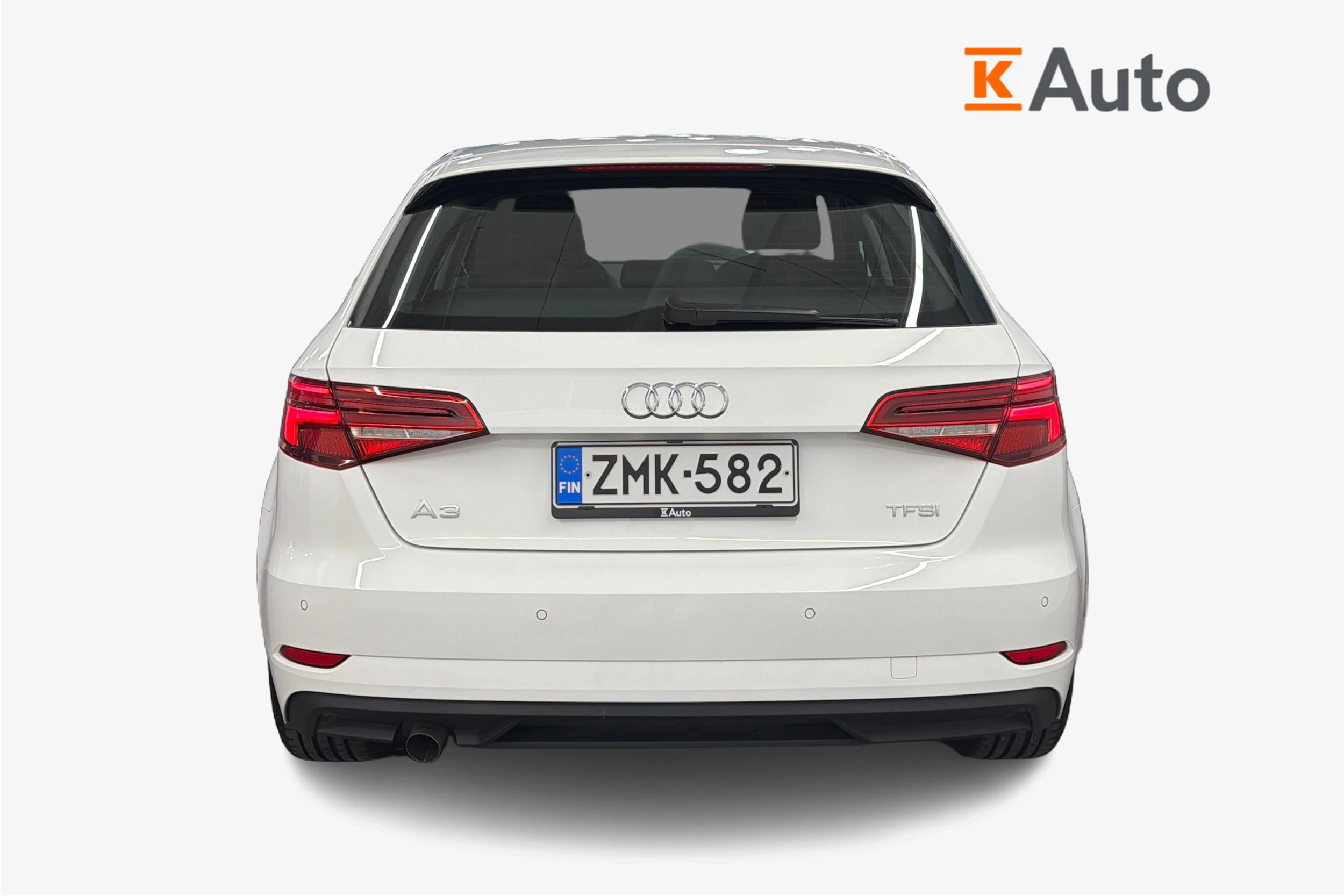 valkoinen Audi A3 2018 kuva 3.