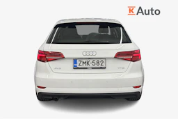 valkoinen Audi A3 2018 kuva 3.