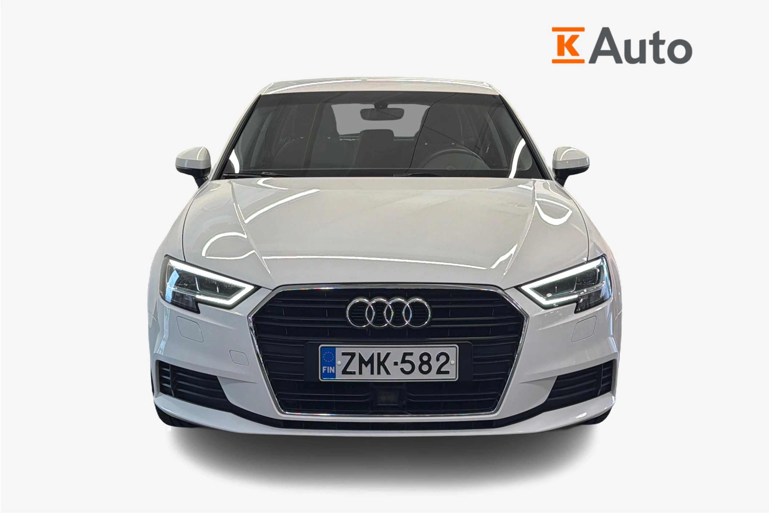 valkoinen Audi A3 2018 kuva 4.