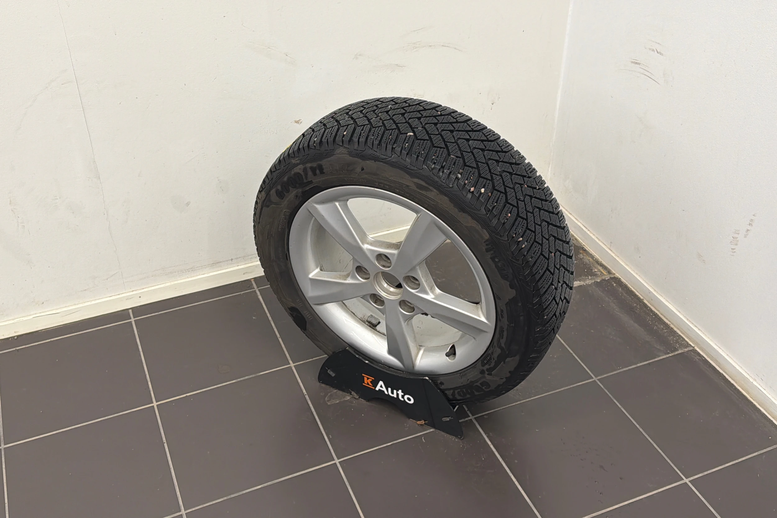valkoinen Audi A3 2018 kuva 10.