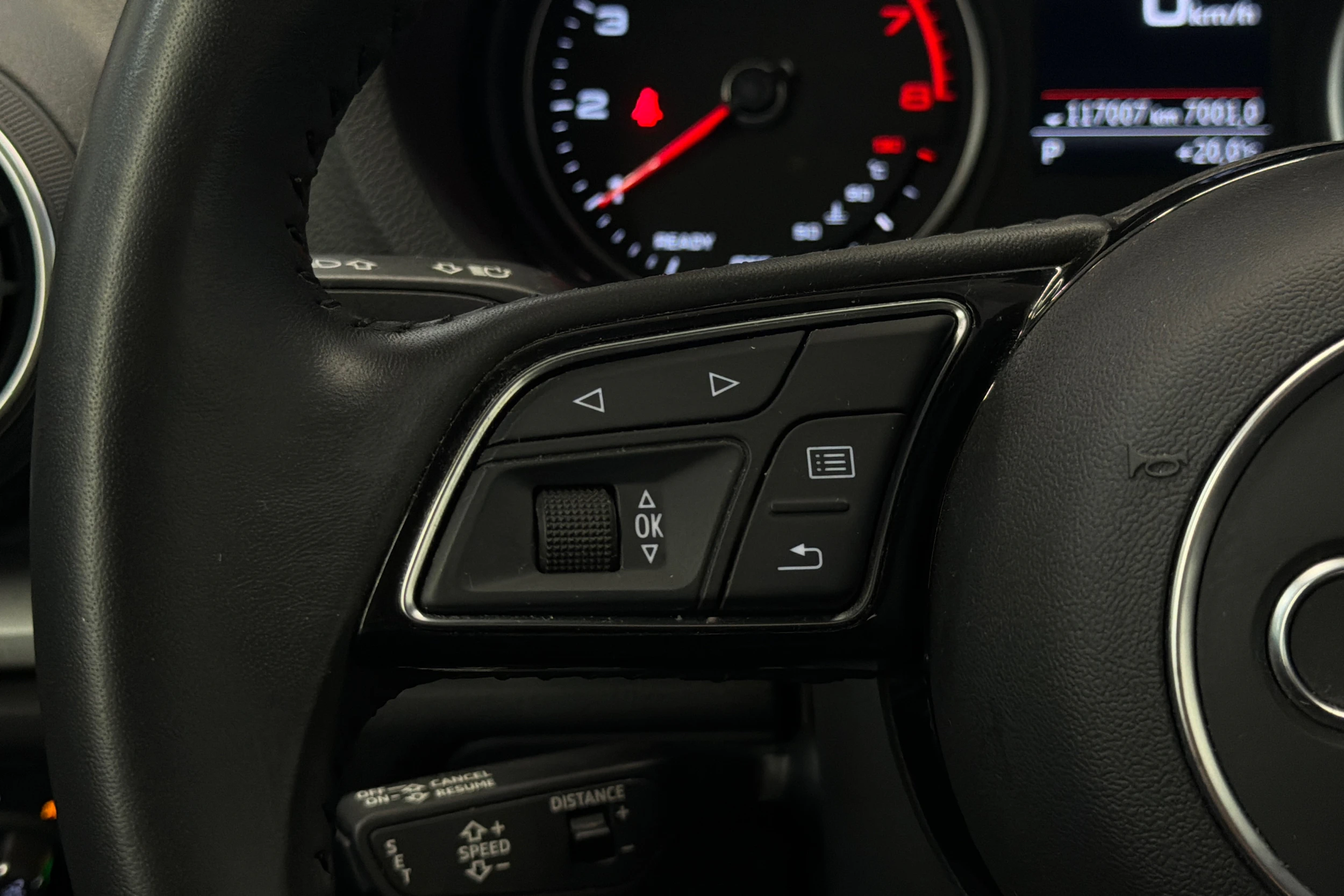 valkoinen Audi A3 2018 kuva 14.