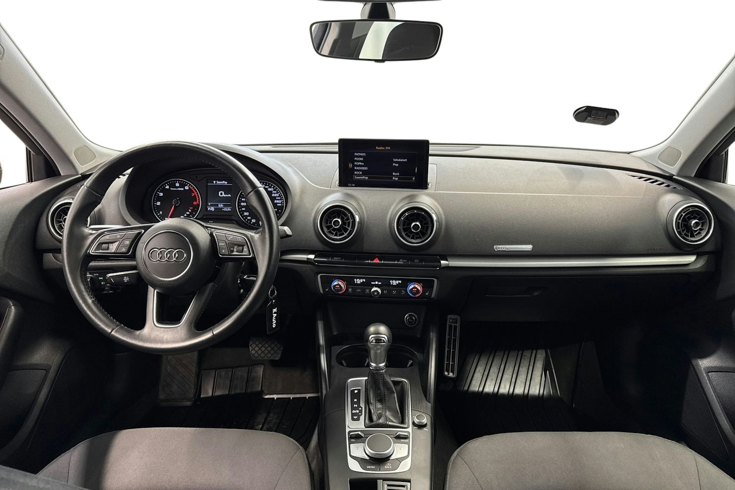 musta Audi A3 2018 kuva 9.