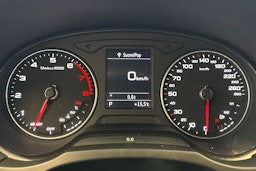 musta Audi A3 2018 kuva 19.