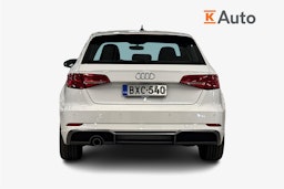 Valkoinen Audi A3 2019 kuva 3.