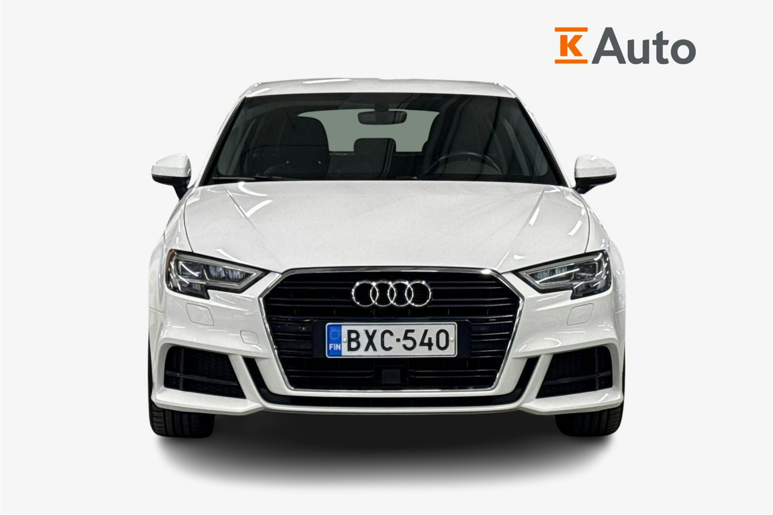 Valkoinen Audi A3 2019 kuva 5.