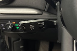 Valkoinen Audi A3 2019 kuva 17.