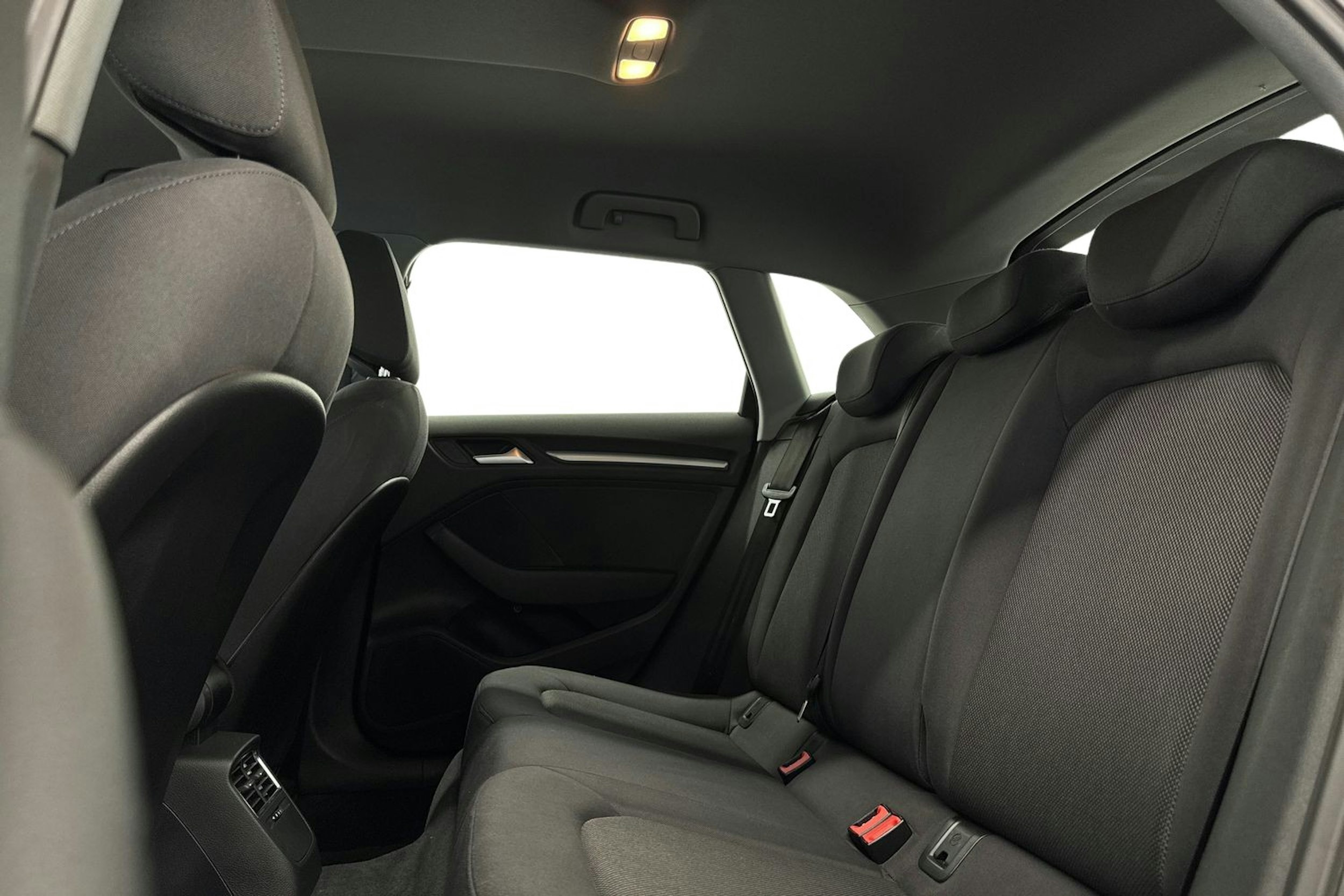 musta Audi A3 2019 kuva 10.