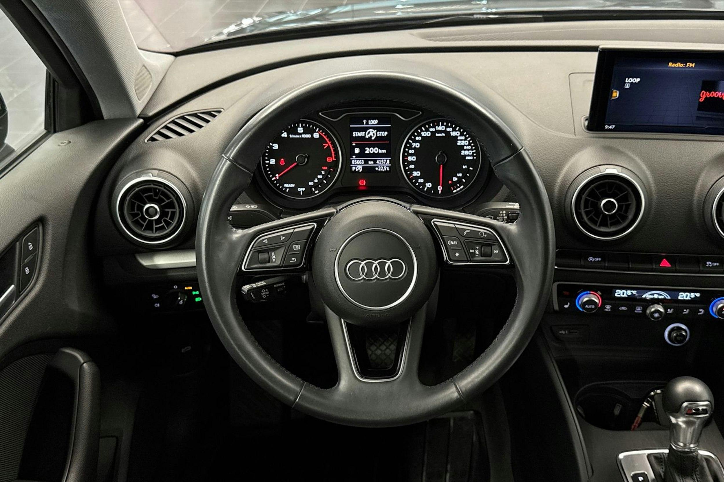 musta Audi A3 2019 kuva 17.