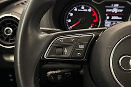 musta Audi A3 2019 kuva 19.