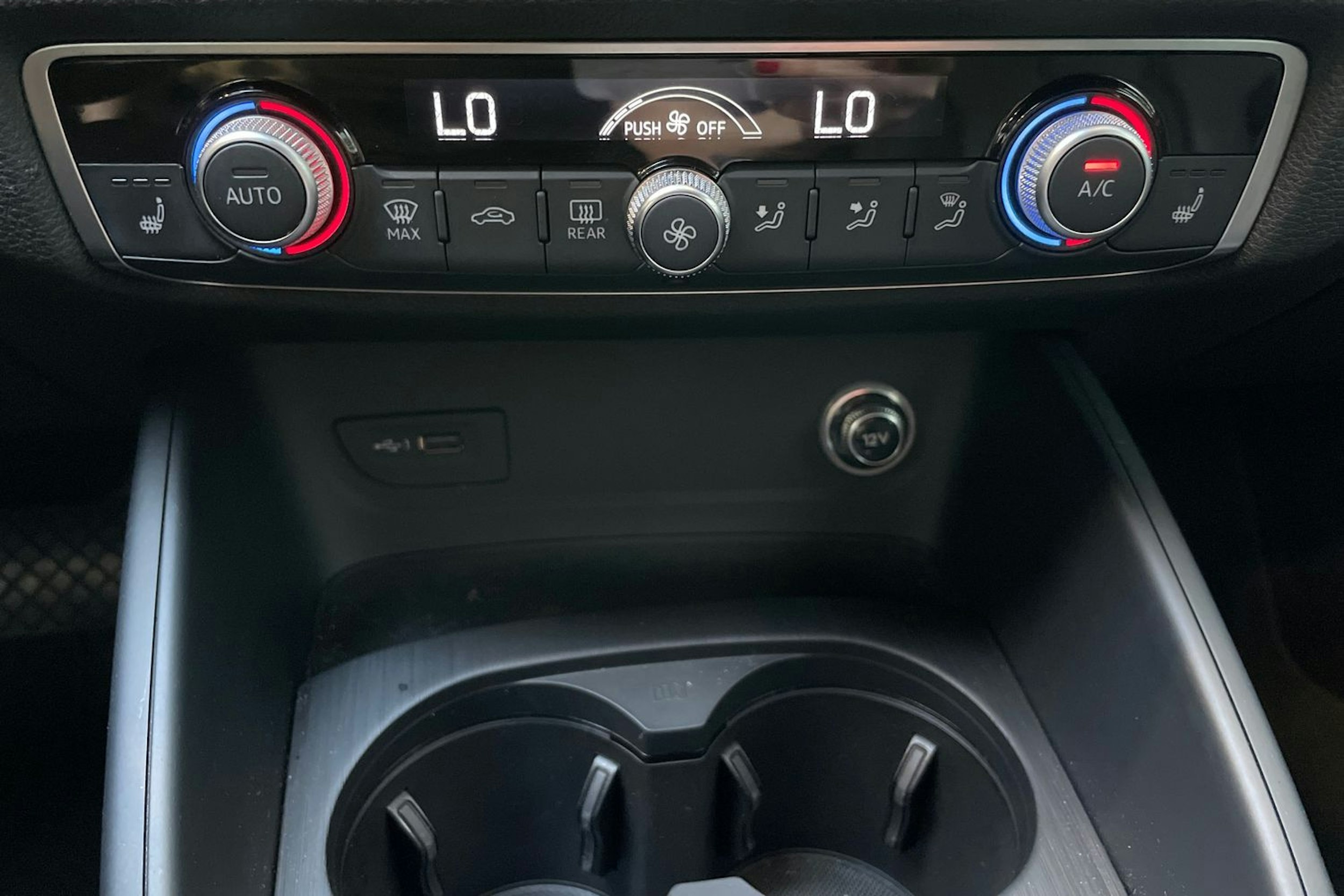 musta Audi A3 2019 kuva 24.