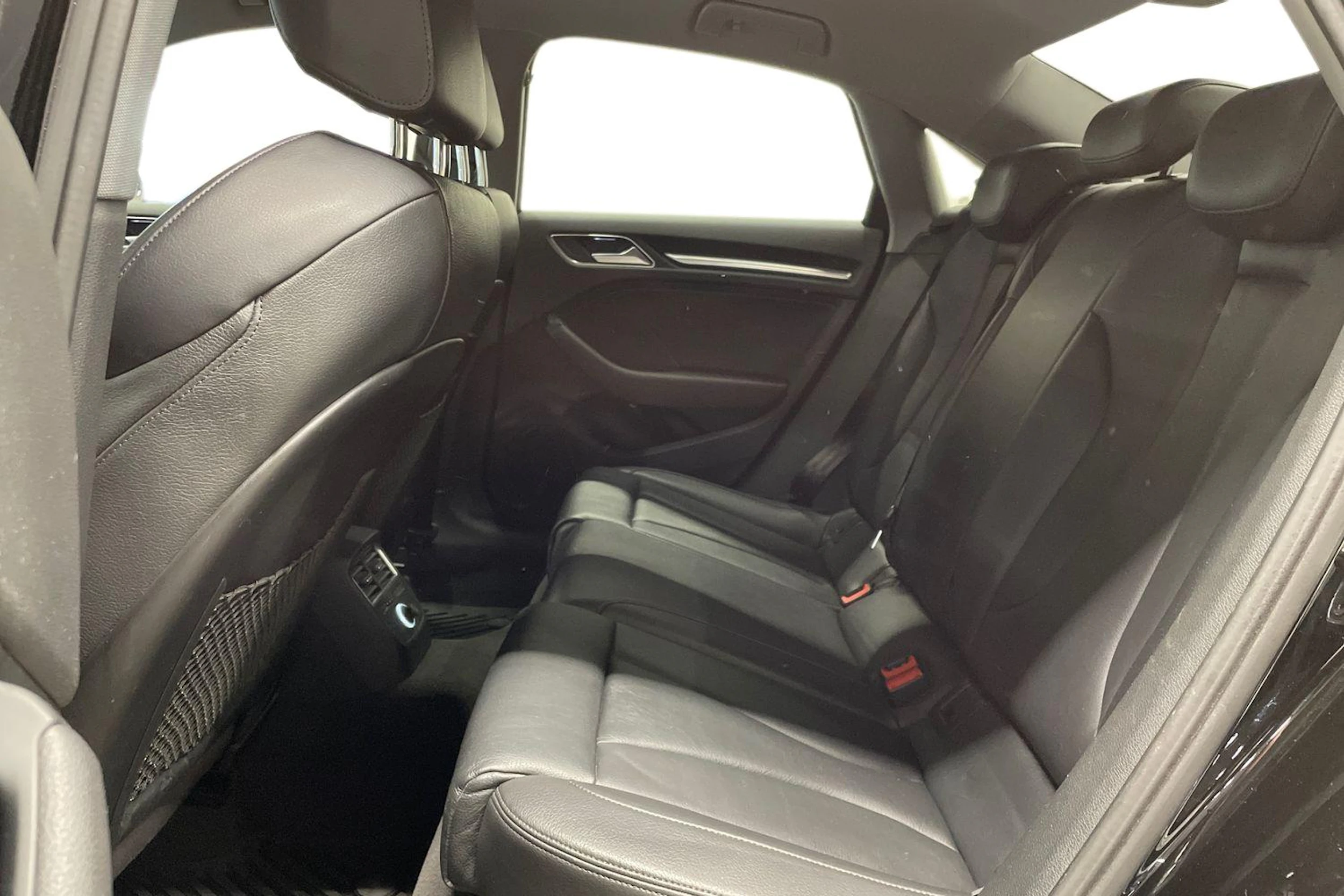 musta Audi A3 2019 kuva 11.