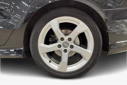 musta Audi A3 2019 kuva 12.