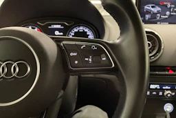 musta Audi A3 2019 kuva 23.