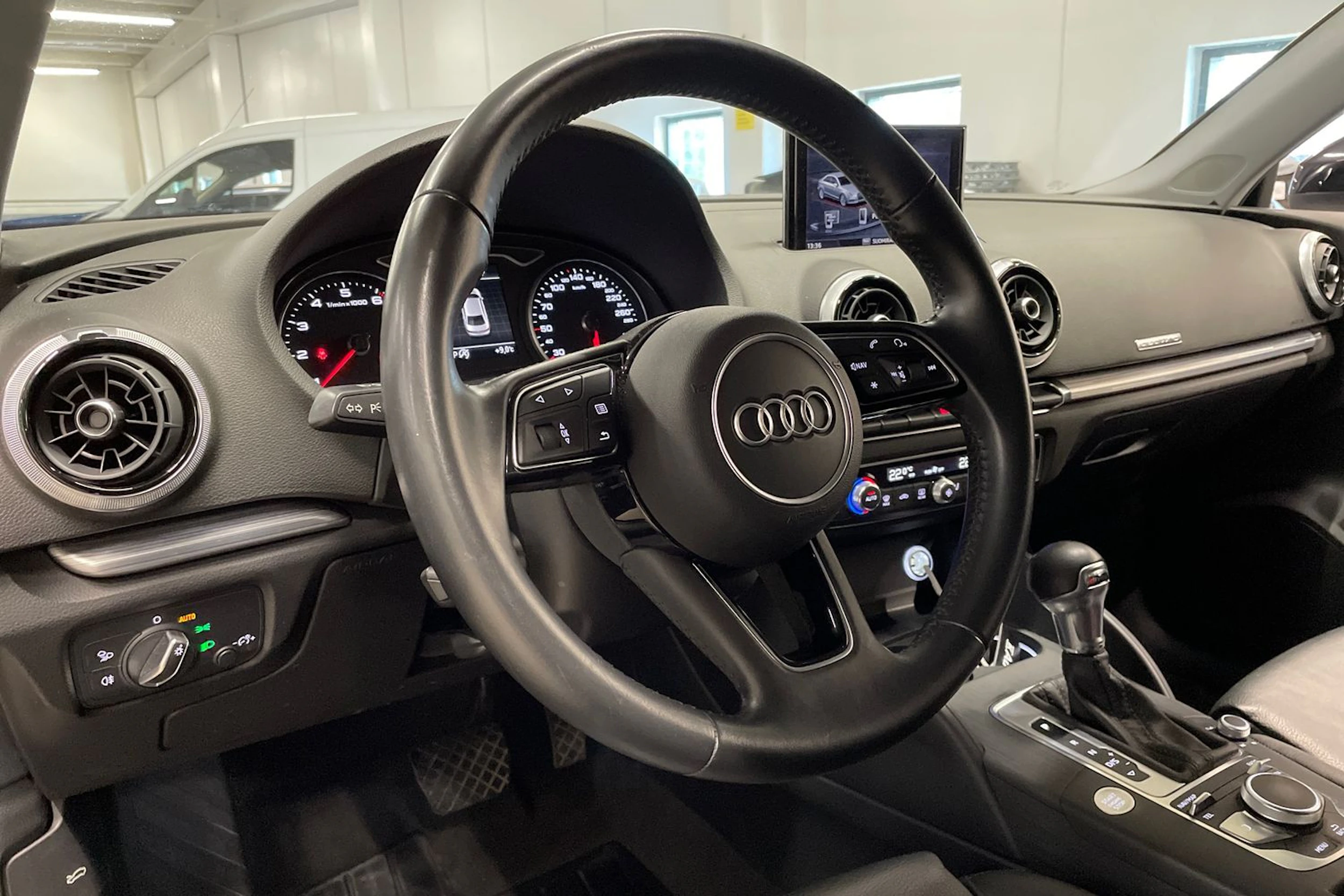 musta Audi A3 2019 kuva 24.