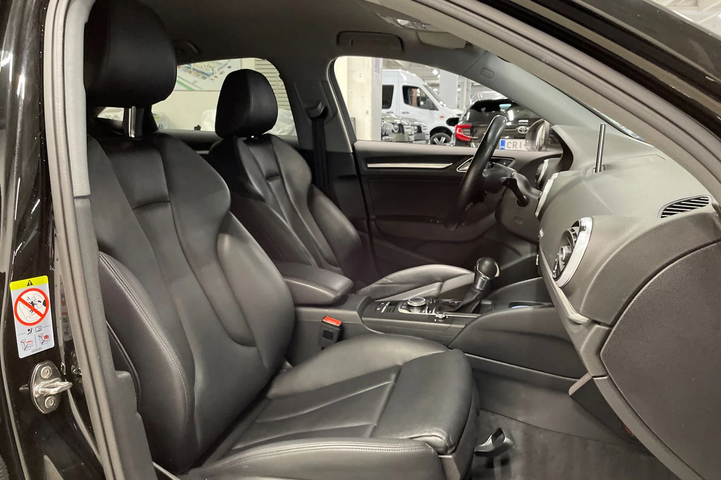 musta Audi A3 2019 kuva 25.