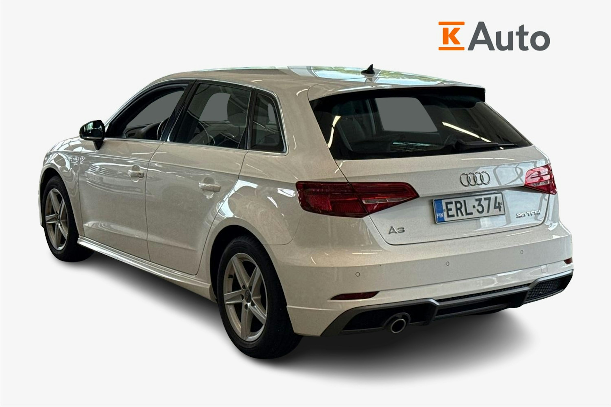 valkoinen Audi A3 2019 kuva 2.