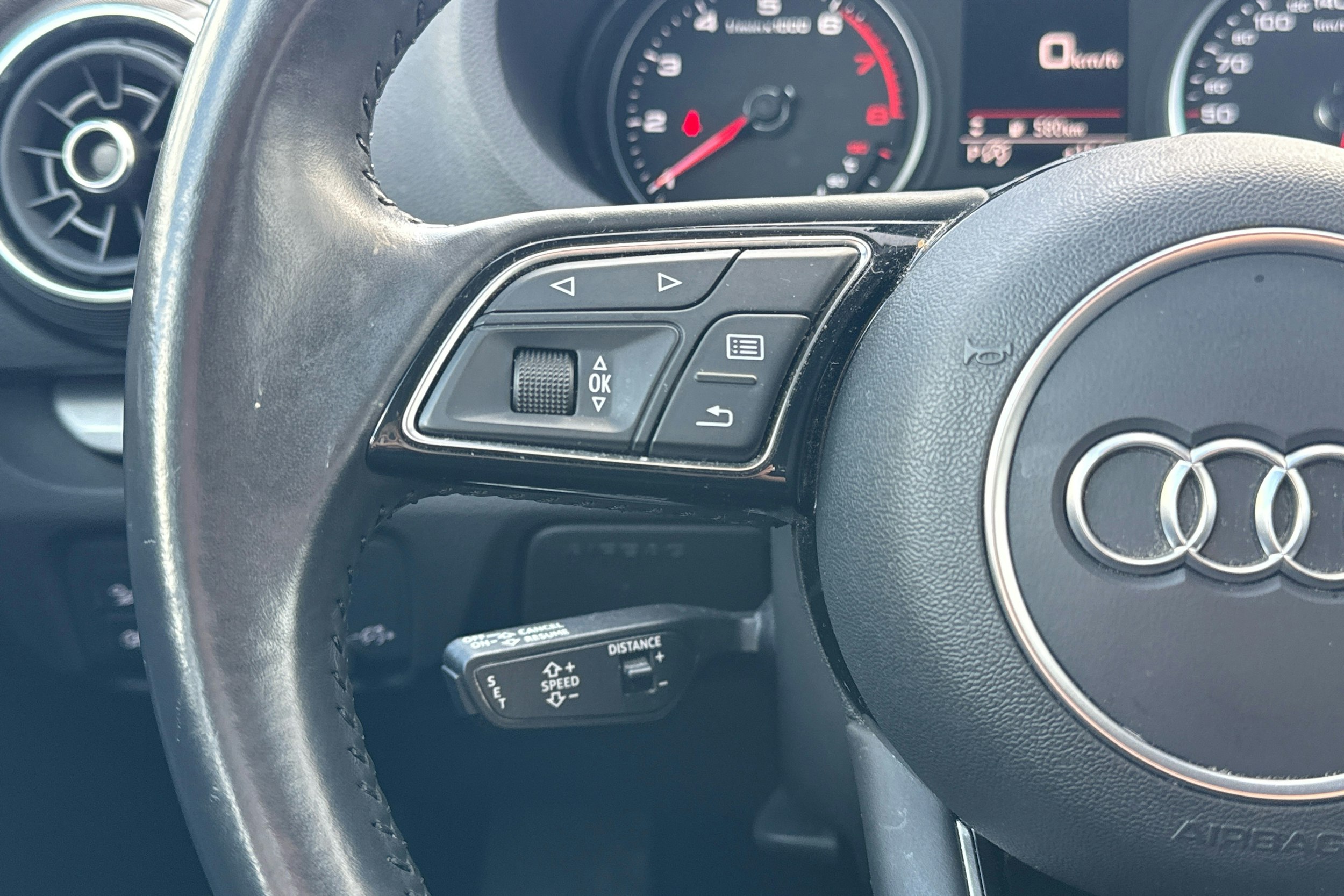 valkoinen Audi A3 2019 kuva 12.