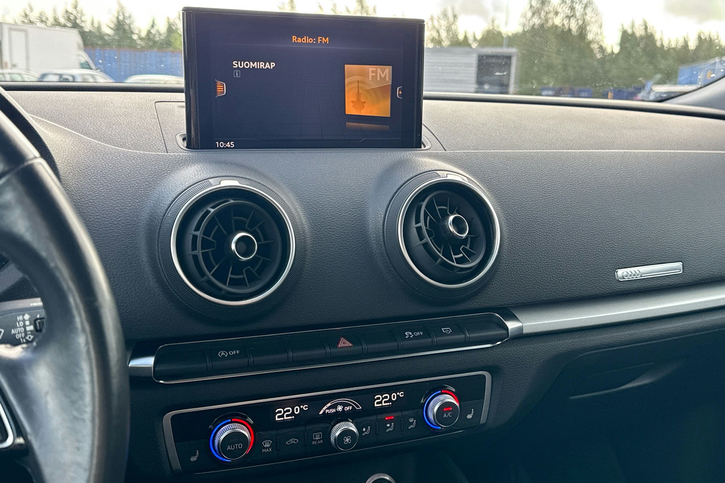 valkoinen Audi A3 2019 kuva 14.