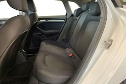 Valkoinen Audi A3 2019 kuva 8.