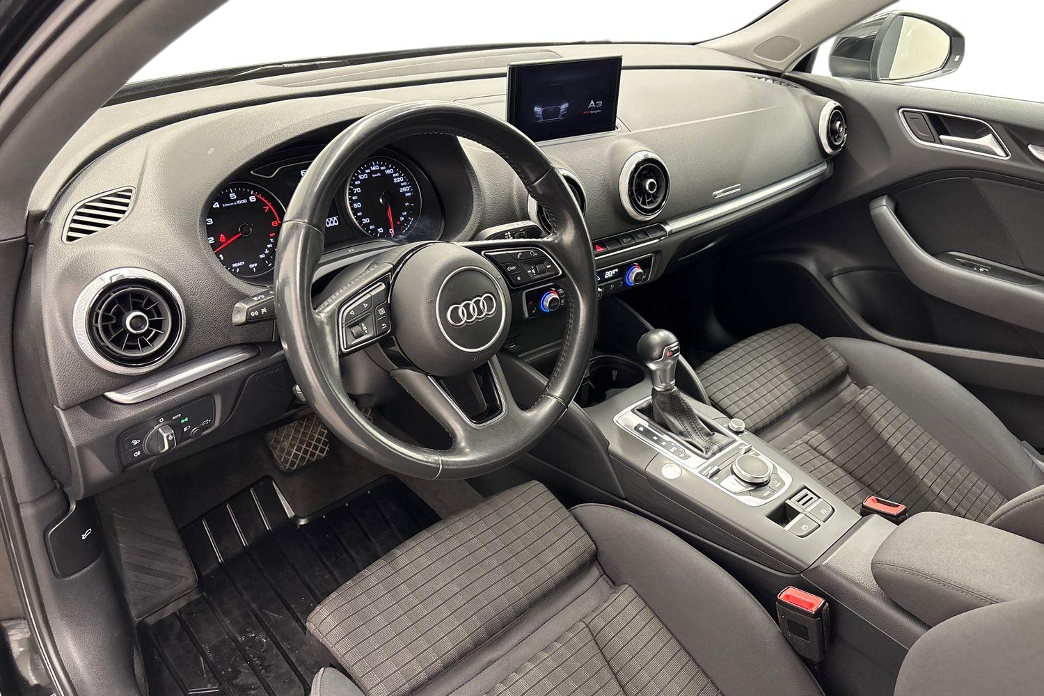 Audi A3 2019, kuva 6/22