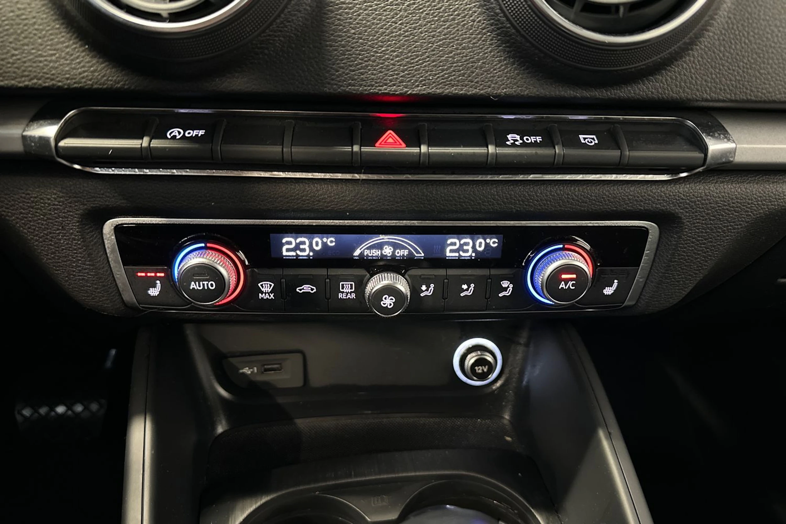 hopea Audi A3 2019 kuva 20.